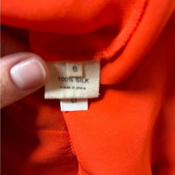 L’AGENCE Size Medium 100% Silk Blouse Top Button Down burnt orange Long Sleeve - Picture 7 of 8